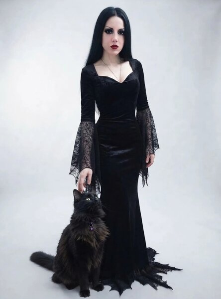 Kainé_Shahdee (113) - Morticia Addams-Cosplay.png.webp